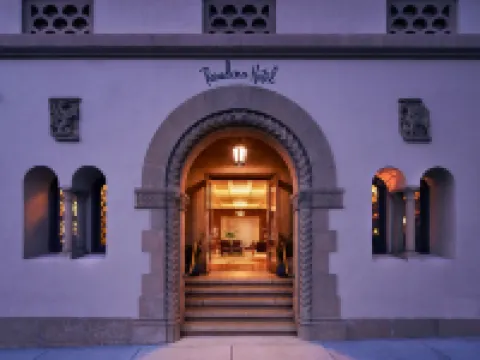 Pasadena Hotel & Pool Hotels in Pasadena