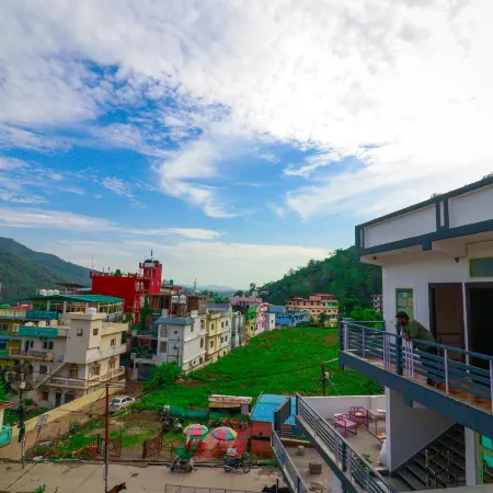 Manzil Hostel