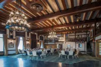 Hotel Alex Johnson Rapid City, Curio Collection by Hilton - Breakfast