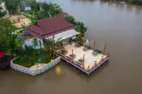 SS Villa & Resort Отели в г. 