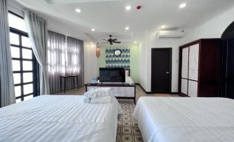 Wanderlust Hotel