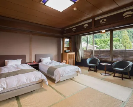 Warakuen โรงแรมในอุเระชิโนะ