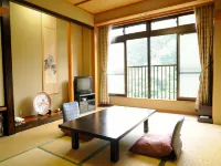 Myogaya Honkan Hotels near Ryuka Falls