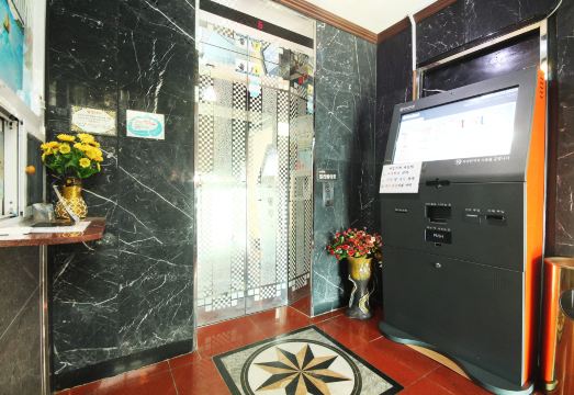 밀포드 테라스 뷰