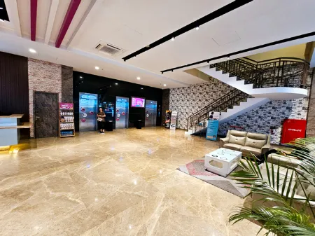 Nagoya Thamrin City Apartment Tower A Отели рядом с достопримечательностью «Wangsa Spa Avava Mall»