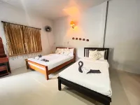 Pinthong Resort Hotel di Khlong Thom