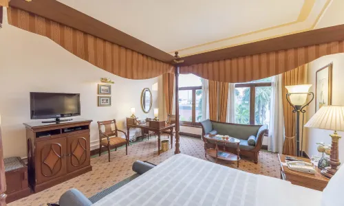 The Oberoi Grand Kolkata