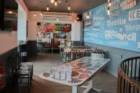 St Christopher's Inn Newquay - breakfast