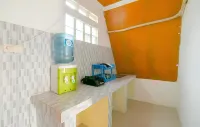 Villa Ratu Pantai Hotels in Ciemas
