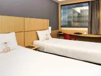 Ibis Rio Porto Atlantico Hotels near RIOgaleao International Airport