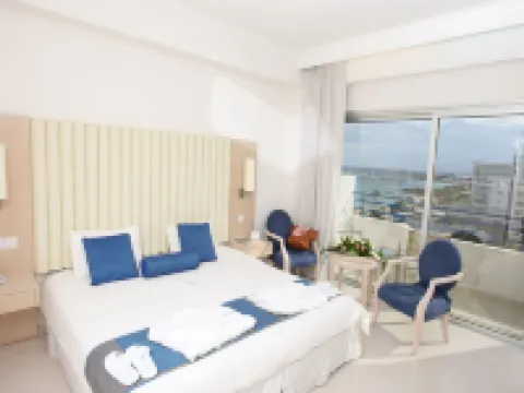 維里斯安娜海灘酒店 布達拉斯酒店