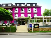 Eden Hotel فنادق في Bad Krozingen