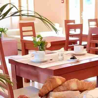 Hôtel Bon Encontre Dining/Meeting Rooms