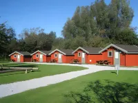 Dana Cup SportsCenter Hotels in 