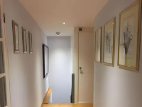 8隻貓頭鷹民宿 格拉斯頓伯里酒店