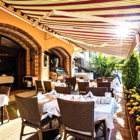 Club Anastasia - Family Hotel