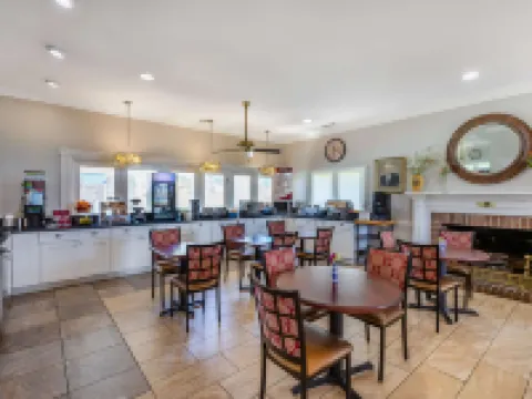 Best Western Plus Santee Inn Hotels in Santee