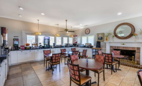 Best Western Plus Santee Inn