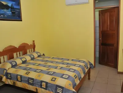 Hotel Santa Ana Liberia Airport Hotels near ‪Galeria 1824 Gallery‬