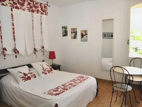 Logis Hotels - Hotel et Restaurant l'Oceana Hotel di Andernos-les-Bains
