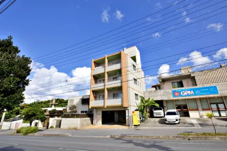 Hana House 3F Отели рядом с достопримечательностью «Futenma-gu»