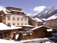 Hôtel les Autanes Spa-Balnéothérapie & Restaurant Hotels in Saint-Bonnet-en-Champsaur