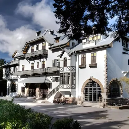 Elafos Hotel