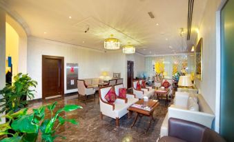 Raviz Center Point Hotel