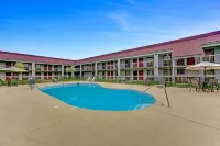 Red Roof Inn Kingsport - Pools