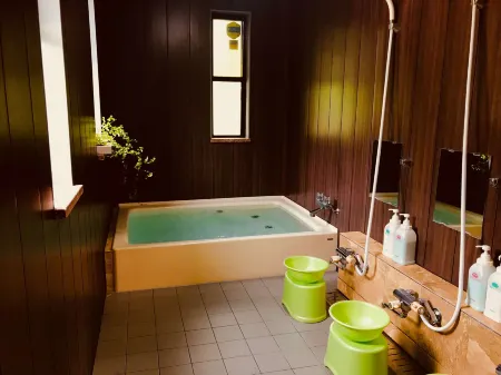 Pension Kaede Отели в г. Китасиобара