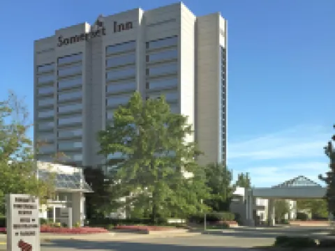 Somerset Inn Troy Hotels in Troy