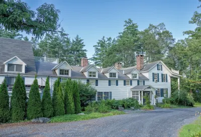 The Inn at Weathersfield Hotels in Springfield