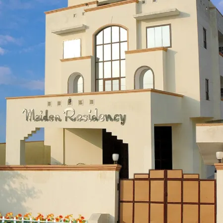 Hotel Maiden Residency