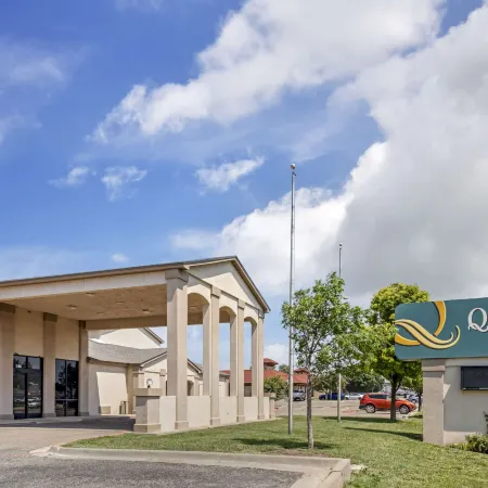 Quality Inn