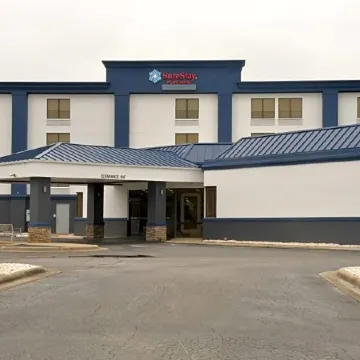 Clarion Pointe Jacksonville Near Camp Lejeune