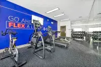 Holiday Inn Express PALESTINE by IHG - Gym