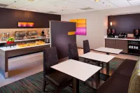 Residence Inn by Marriott Baton Rouge South - Breakfast