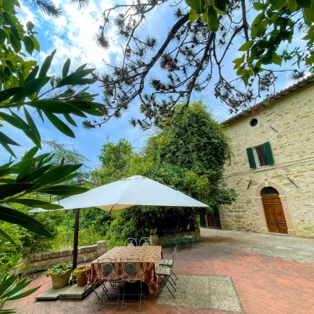 Umbrian Paradise Contains 5 Bedrooms with Private Pool and Stunning Views