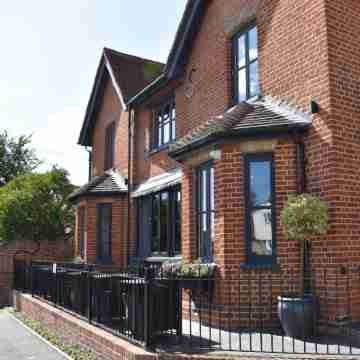 Booking Urban at Stisted Hotel Exterior