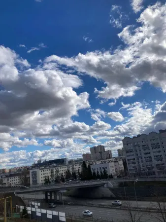 Апартаменты у станции метро Суконная Слобода Отели рядом с достопримечательностью «Комитет Земельных и Имущественных Отношений»