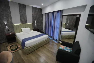 Hotel Crown Park Ltd