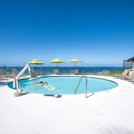 Wave Crest Resort
