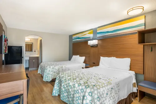 HomeTowne Studios Lancaster