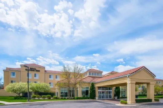 Hilton Garden Inn Wichita Отели в г. Уичито
