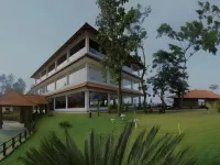Coorg Cliffs Resort فنادق في Gonikoppal