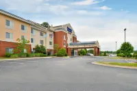 Fairfield Inn & Suites Asheboro Hotels in Grant