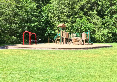 Amazing Falls Cabin - The Refuge at Kulshan