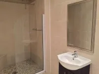 Tranquil House @ 851 College Avenue Hotel a Stormberg District