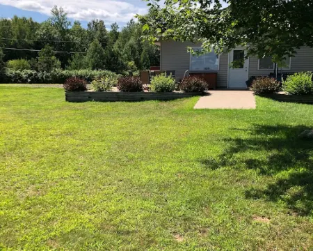 Waterfront Cabin With Sand Beach On Pristine Shell Lake 謝爾萊克酒店