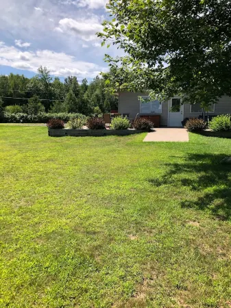 Waterfront Cabin With Sand Beach On Pristine Shell Lake